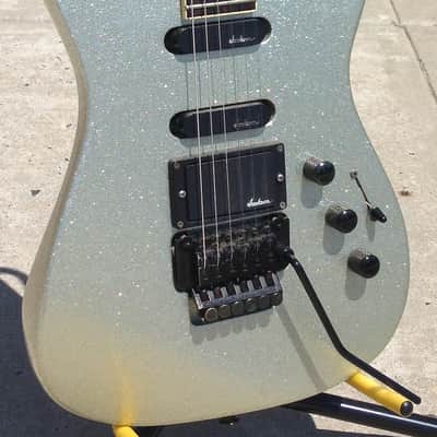 CHARVEL MODEL 425 image 1