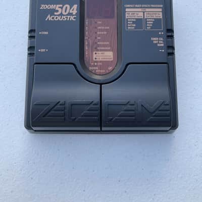Zoom 504 Acoustic Compact Multi Effects Processor Vintage Guitar Effect Pedal image 1