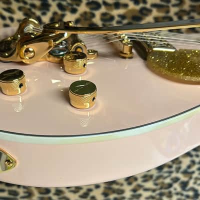 Gretsch G5230T Electromatic Jet Limited Edition - Shell Pink - Gold Hardware Upgrades Locking Tuners Hardshell Case image 3