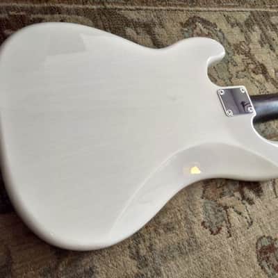 Fender Precision Bass 2019 -Mary Kaye White with Rosewood Neck image 15