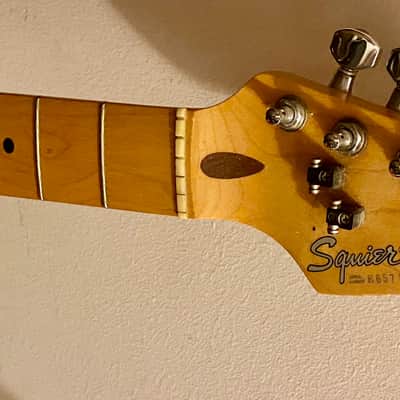 1986 Squier Stratocaster Olympic White E6 Serial image 3