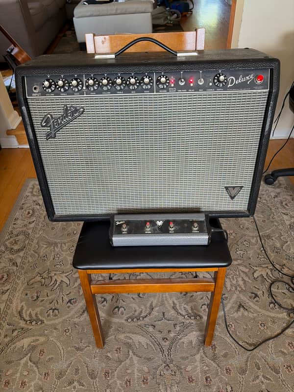Fender Deluxe VM Vintage Modified 2-Channel 40-Watt 1x12" Guitar Combo 2009 - 2012 - Black image 1