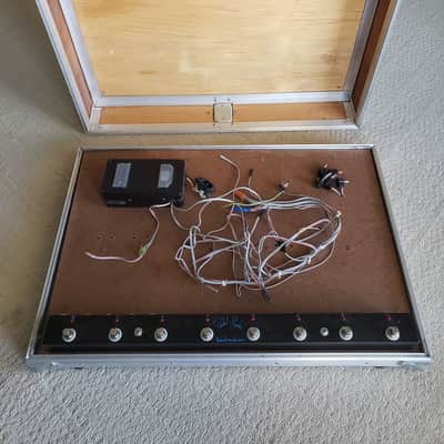 Pedalboard 8ch Bypass Stereo Looper Power Supply Flight Case Pedal Racks image 1