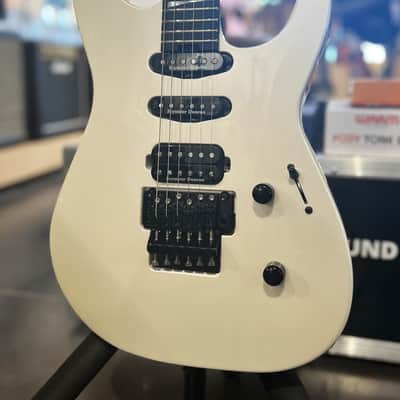 Jackson American Series Soloist SL3 - Platinum Pearl image 4
