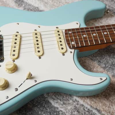 *NEW* Fender Japan Artist Series Limited Edition R246 Rei Blue 24 Frets Stratocaster, MIJ image 5