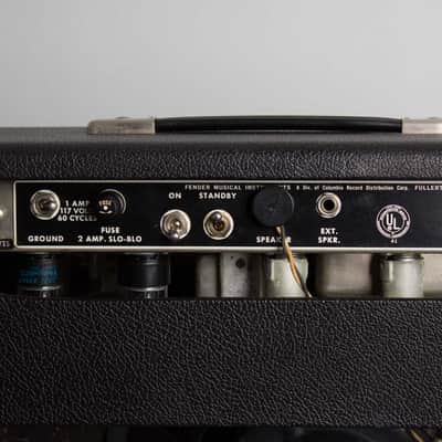 Fender Deluxe 2-Channel 20-Watt 1x12" Guitar Combo 1963 - 1966 - Black Panel image 16