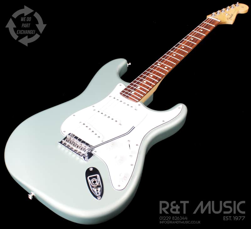 Fender Player Stratocaster Electric Guitar in Sage Green Metallic