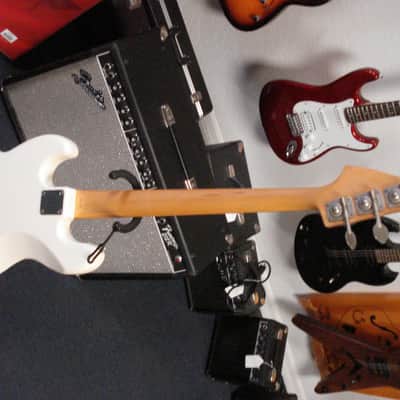 Fender Jazz Fretless MIJ Japanese bass guitar image 8