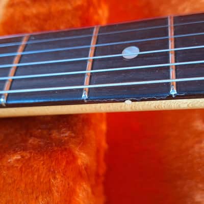Fender 70th Anniversary Vintera II Stratocaster 2024 - Antigua image 3