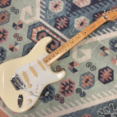 Vintage Squier Stratocaster E7 1987 Guitar w/ system 1 tremolo unit image 1