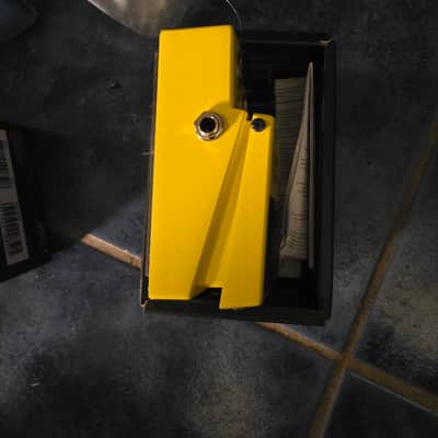 Boss SD-1 Super OverDrive (Black Label) 1988 - 1997 - Yellow image 2