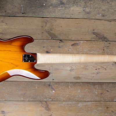 Fender Custom Shop Masterbuilt Jazz V Tobacco Burst image 4