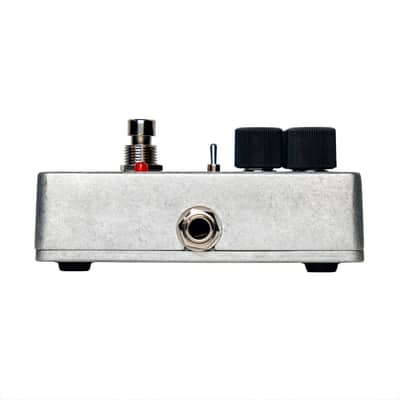 Electro Harmonix Percolator Harmonic Saturator Overdrive/Fuzz - Distortion for Guitars image 7
