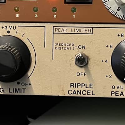 Inovonics Model 201 Compressor/Limiter 1970's - White image 2