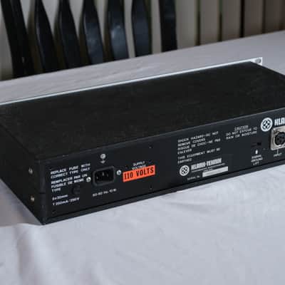 Klark Teknik DN300 Single Channel 30 Band 1/3 Octave Graphic Equalizer image 6