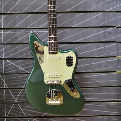 Fender Japan Limited Edition Traditional II 60's Jaguar Sherwood Green