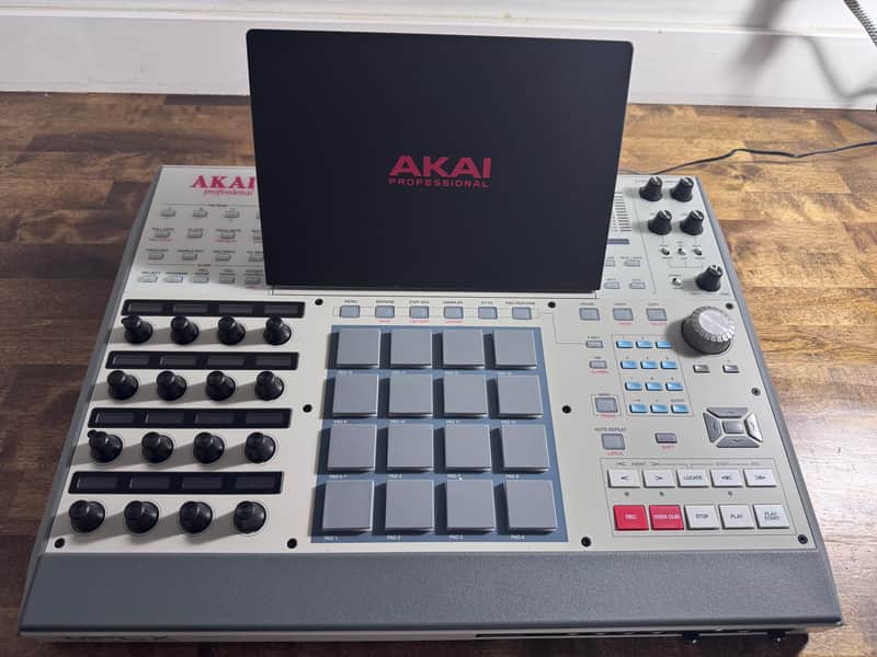 Akai MPC X Special Edition Standalone Sampler / Sequencer 2023 - Present - Grey image 1