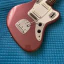 Fender Jaguar - Burgundy Mist Metallic w/ Matching Headstock - 1998_2002 - CIJ - Mint !
