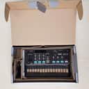 Korg Volca FM Digital FM Synthesizer/Sequencer w/box