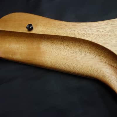 Wing Instruments 6-String Classic Wing Guitar Mahogany Body Maple Fingerboard image 9