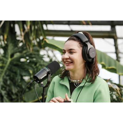Shure - MV7+ Black image 6