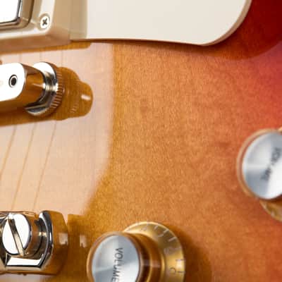 Gibson Les Paul Standard 60s Plain Top, Heritage Cherry Sunburst | Demo image 10