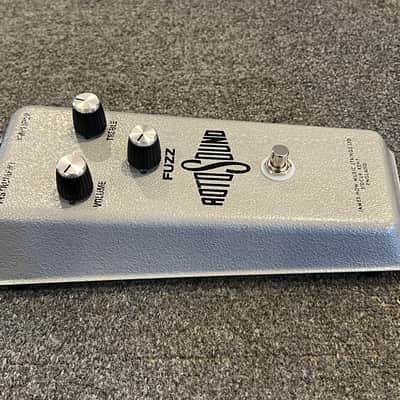 Rotosound RFB1 Limited Edition 1967 Fuzz Reissue Guitar Effects Pedal Silver Hand Built In the UK image 2