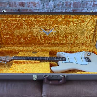 Fender Custom Shop '64 Reissue Stratocaster - Desert Sand image 15