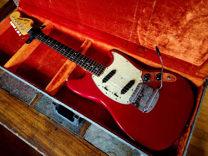 Fender Mustang USA vintage w/ohsc 1967 - Dakota red image 1