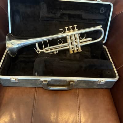Bach 180S37 Stradivarius Series Bb Trumpet - Silver-Plated - with Case image 5