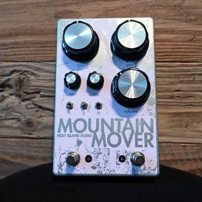 Holy Island Audio MOUNTAIN MOVER Pink Ver. aggressive sounding fuzz - Big Muff’ variant image 2