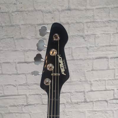 Peavey Fury USA 4 String Bass image 3