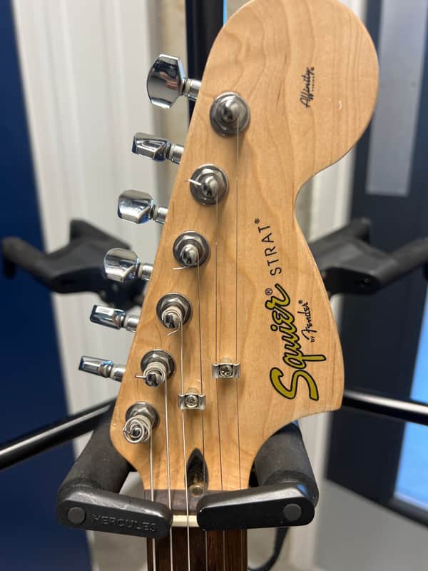 Squier Strat