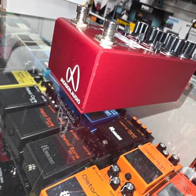Jackson Audio FUZZ Modular Fuzz Pedal w/ 6 Swappable Fuzz Modules image 2