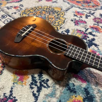 Breedlove Pursuit EX S Concert Ukulele image 5