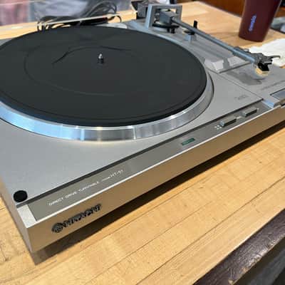 Hitachi HT-51 Automatic Turntable image 3