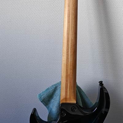 Kiesel Osiris O6X blueburst HSH USA headless carvin tremolo image 4