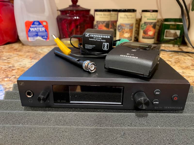 Sennheiser EW IEM G4 Wireless In-ear Monitoring System - G Band image 1