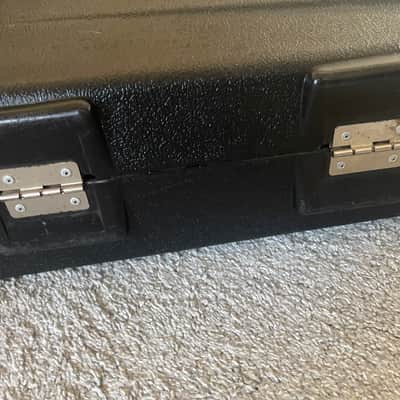 Epiphone Hardshell Chainsaw Guitar Case 80s - Black image 4