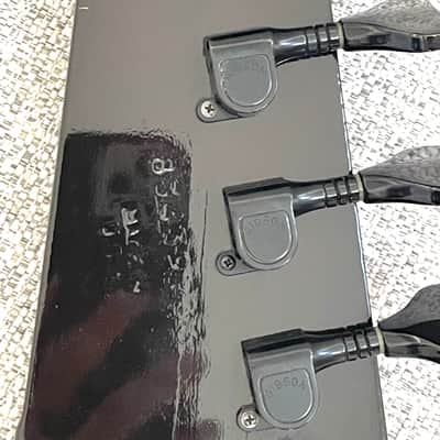1989 Gibson Thunderbird IV Bass Sunburst image 5