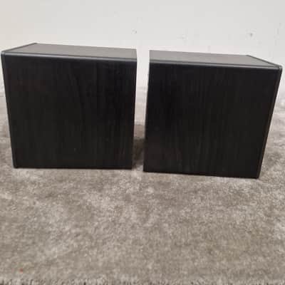 Pair OF Cambridge Audio S30 Speakers - Compact Bookshelf Design - Excellent image 3