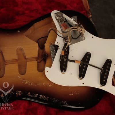 original 1957 Fender Stratocaster Sunburst w/orig. tweed case image 23