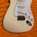 Squier MIJ Vintage Series SST JV Stratocaster with Rosewood Fretboard 1982 - 1984 - Vintage White