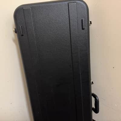 Universal Molded Electric Guitar Case image 10