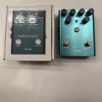 Fender Bubbler Analog Chorus Guitar Effect Pedal + Box image 1