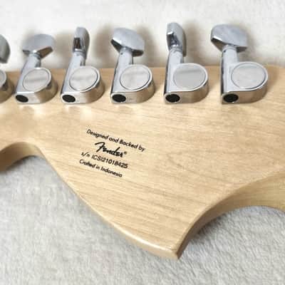 Fender Squier Affinity Stratocaster Lake Placid Blue image 11