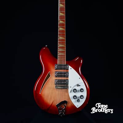 MINT, 7.9LB! 1993 Rickenbacker 370 Fireglo image 2