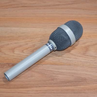 Electro-Voice PL95A Dynamic Cardioid Microphone image 1
