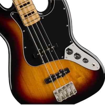 Squier Classic Vibe '70s Jazz Bass®, Maple Fingerboard, 3-Color Sunburst-ICSH23027690 image 3