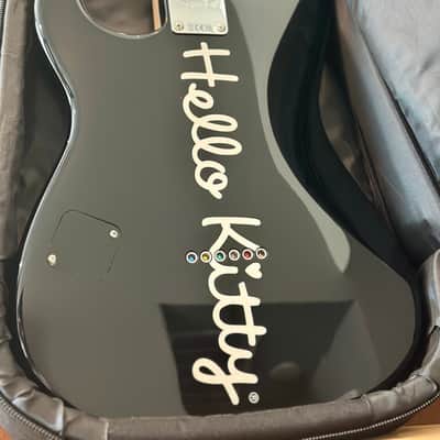 Squier Hello Kitty Stratocaster 2025 - Black image 7